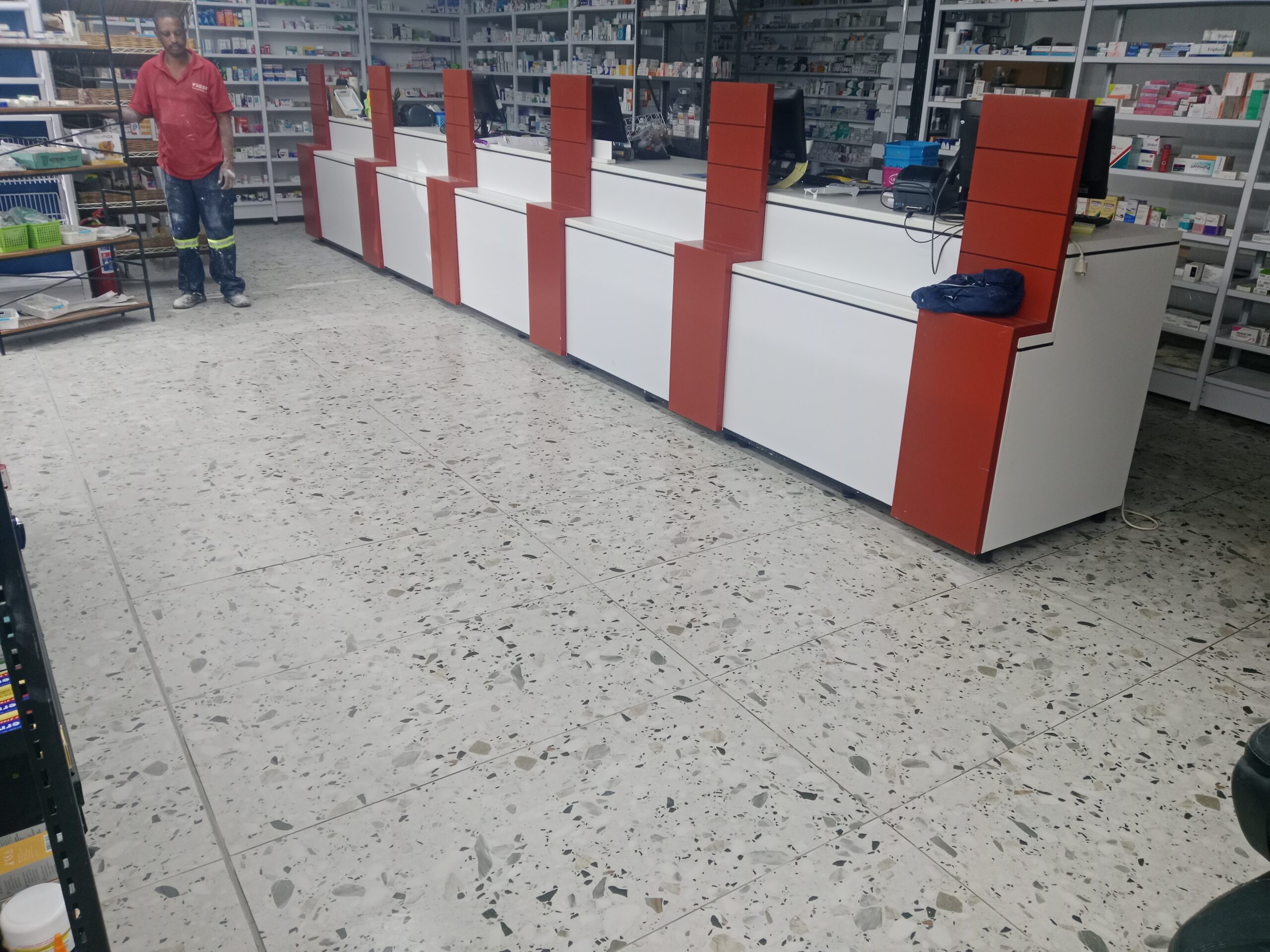 Rayton Pharmacy Gallery 6