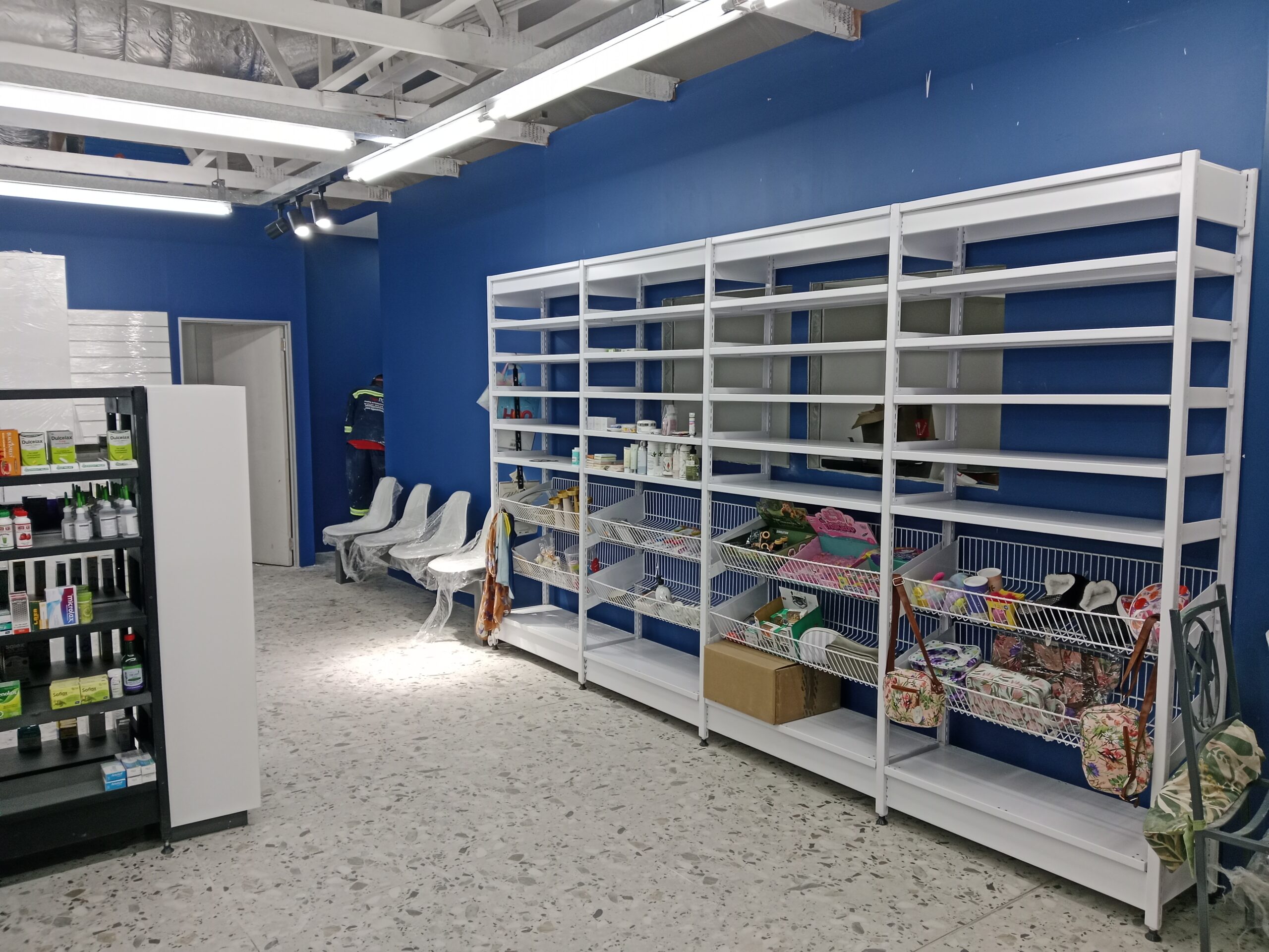 Rayton Pharmacy Gallery 3