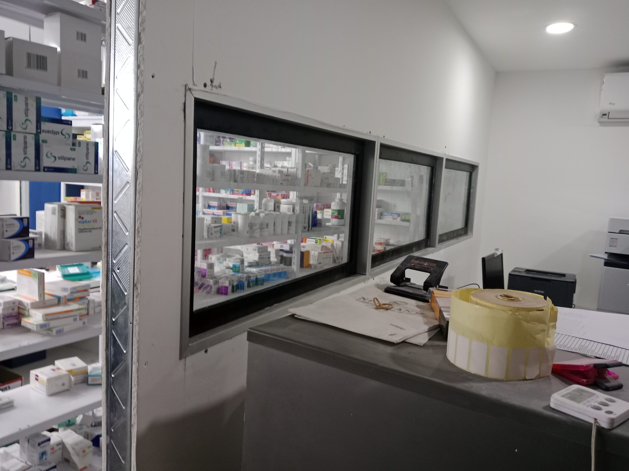 Rayton Pharmacy Gallery 22