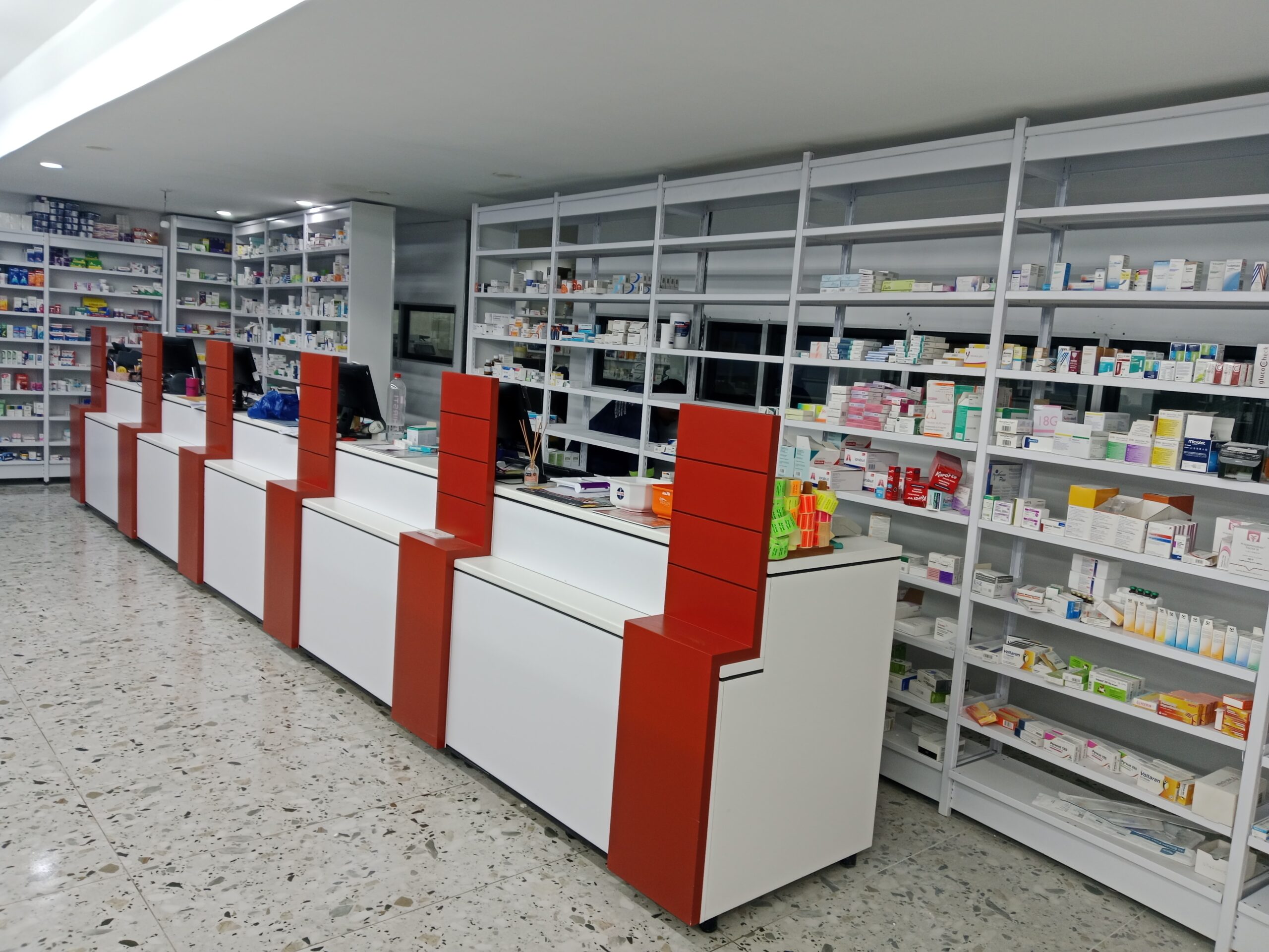 Rayton Pharmacy Gallery 21