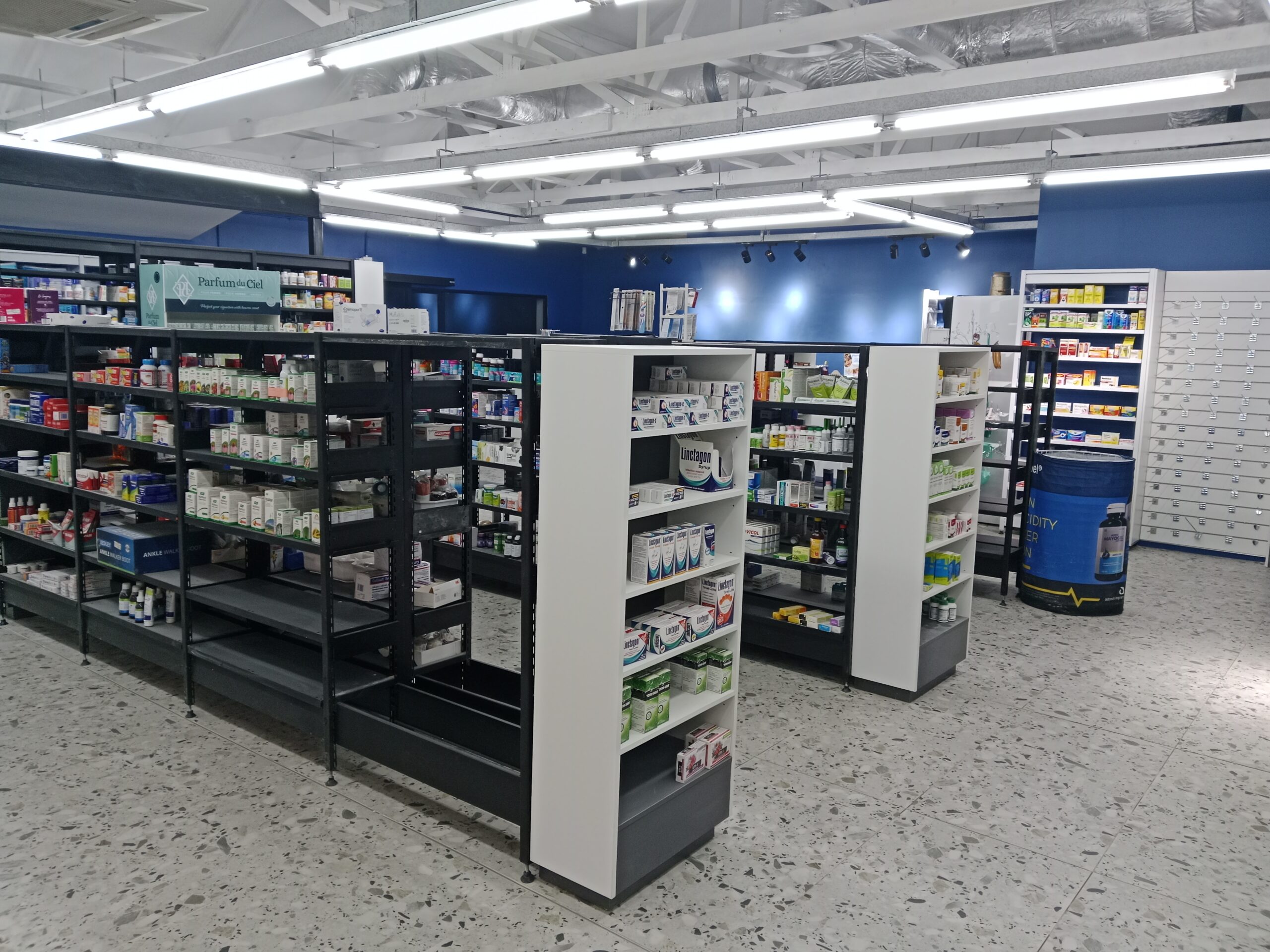 Rayton Pharmacy Gallery 18
