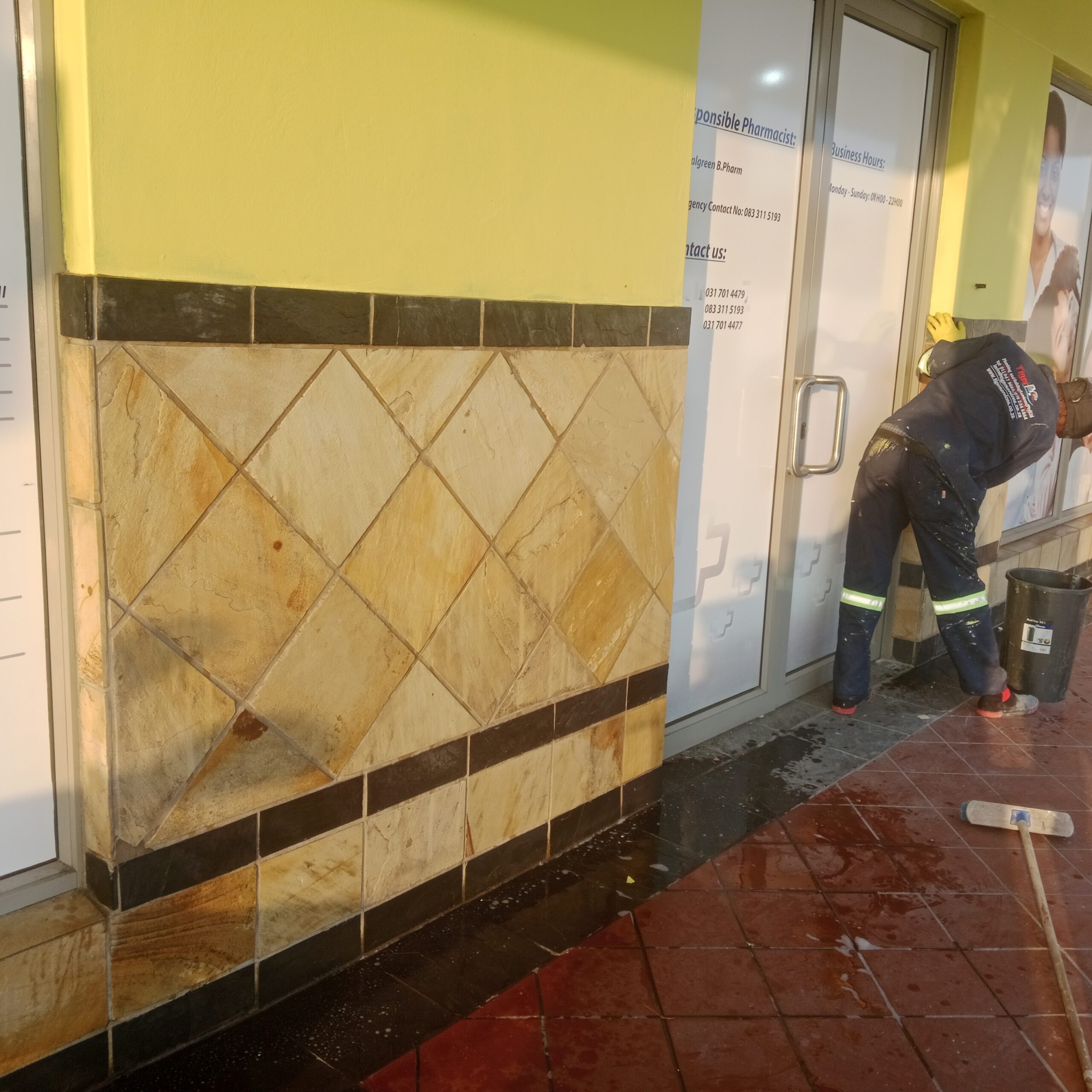 Murray Square Pharmacy Gallery 9